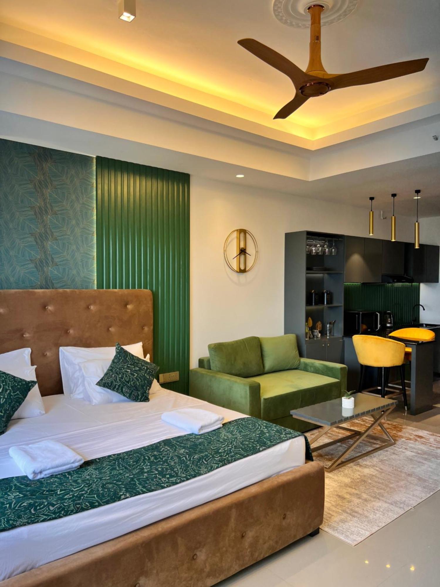 Ocean Breeze Negombo- Tidesend Luxury Beach Apartments Eksteriør bilde