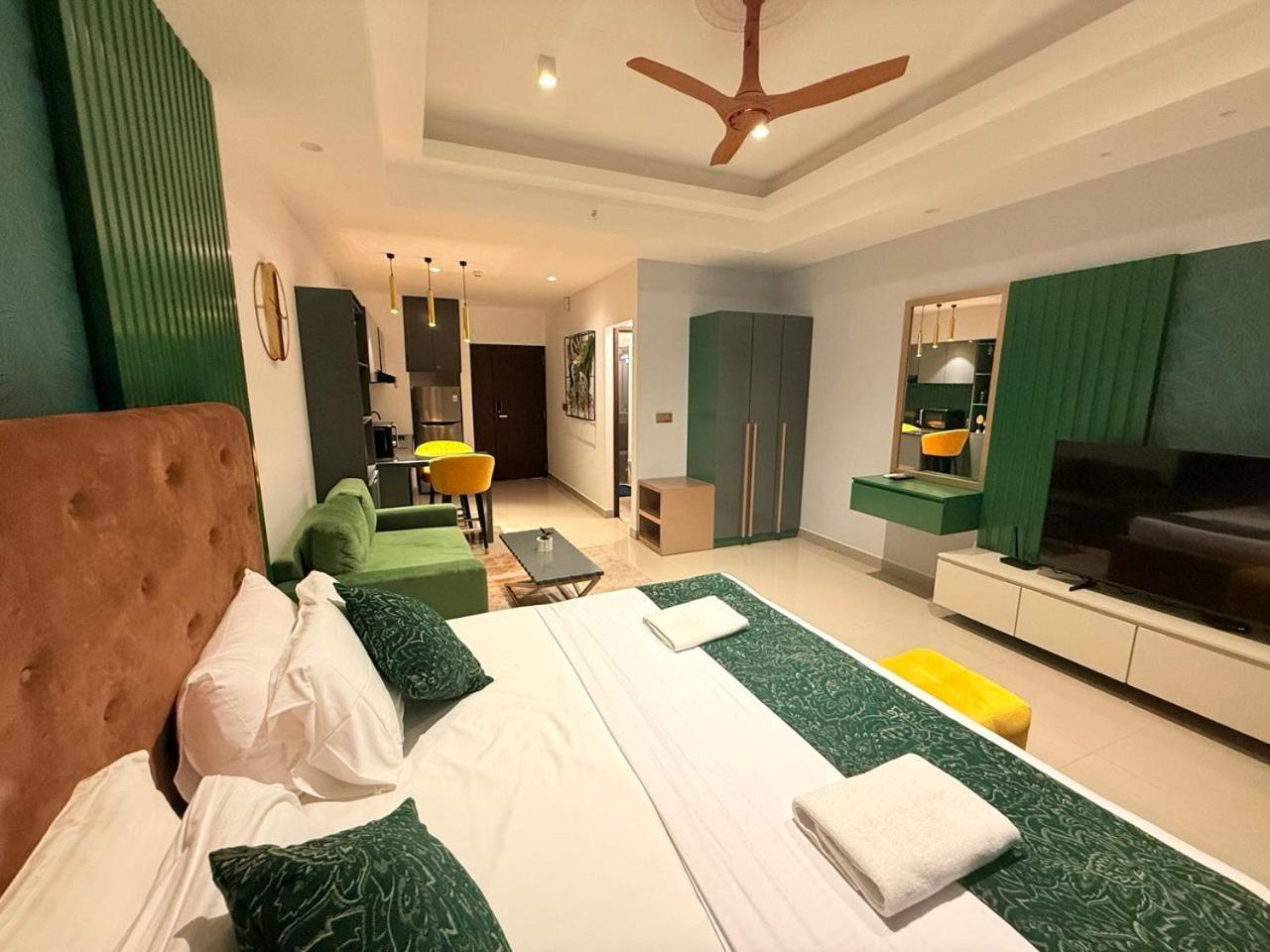 Ocean Breeze Negombo- Tidesend Luxury Beach Apartments Eksteriør bilde