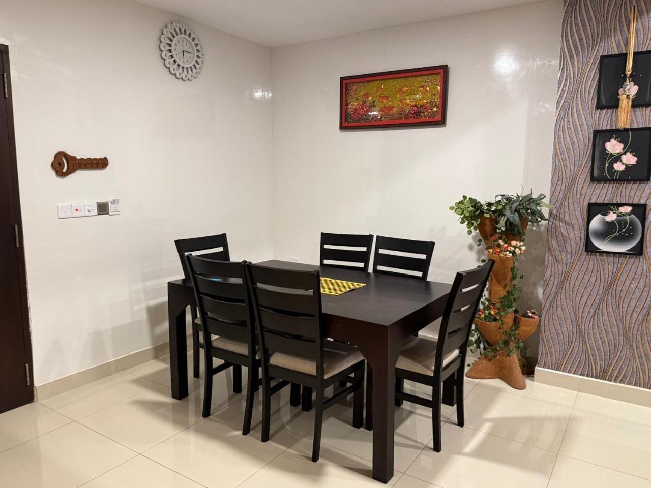 Ocean Breeze Negombo- Tidesend Luxury Beach Apartments Eksteriør bilde