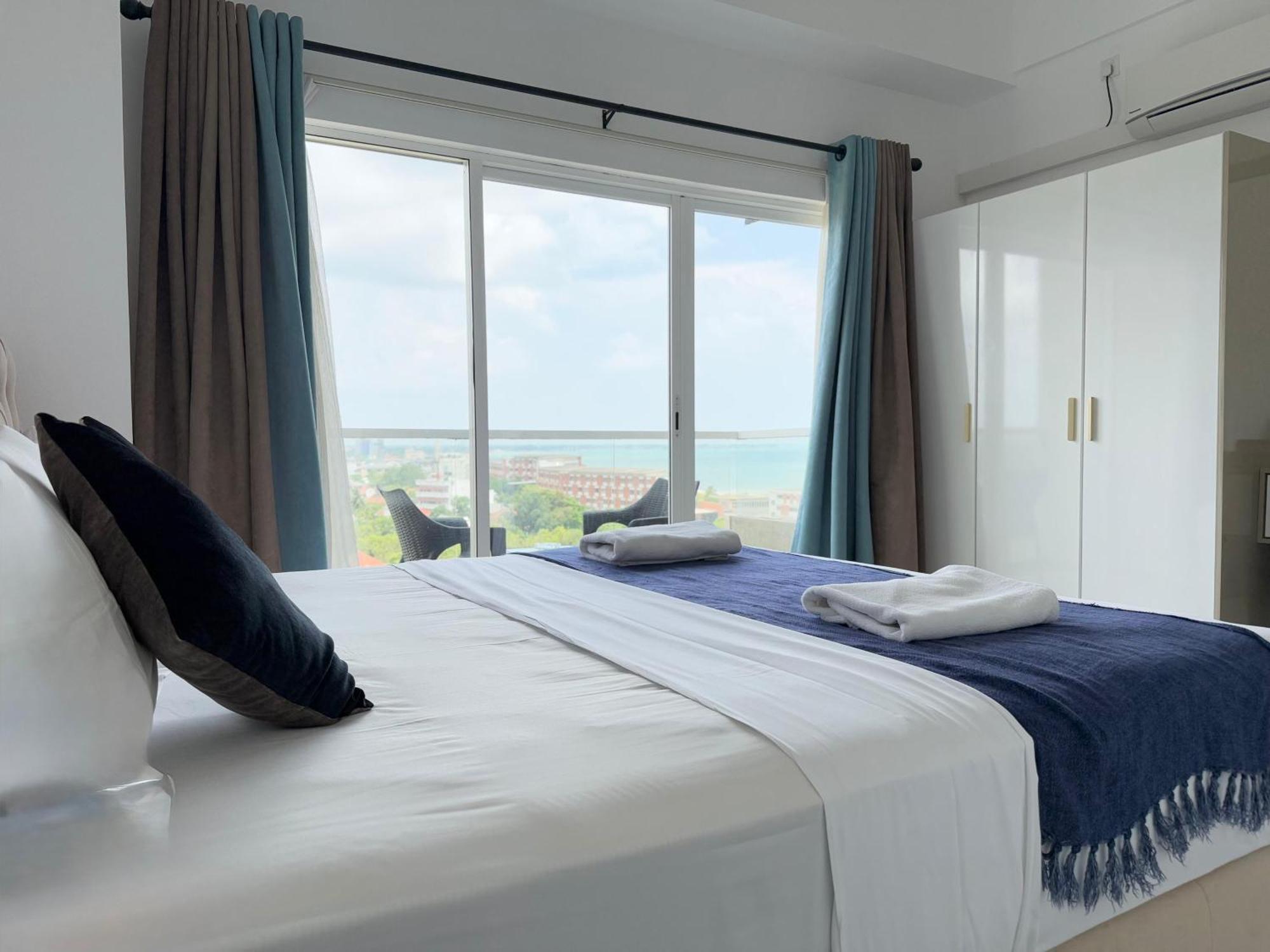 Ocean Breeze Negombo- Tidesend Luxury Beach Apartments Eksteriør bilde